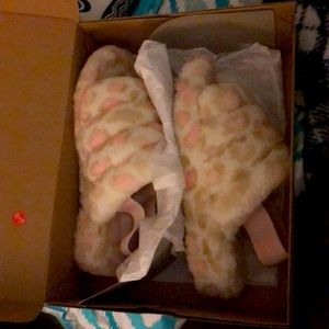 Cheetah Ugg Slides size 9!